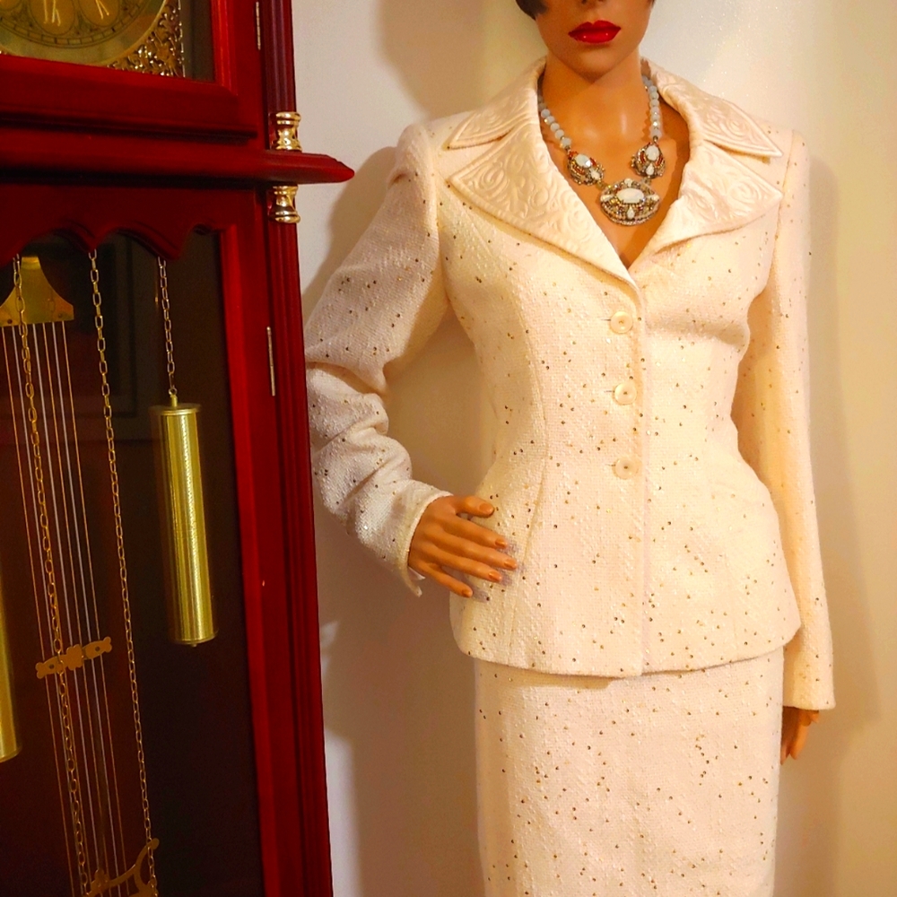 ESCADA 38 8 CREAM TWEED BOUCLE SEQUINS WOOL SILK SKIRT